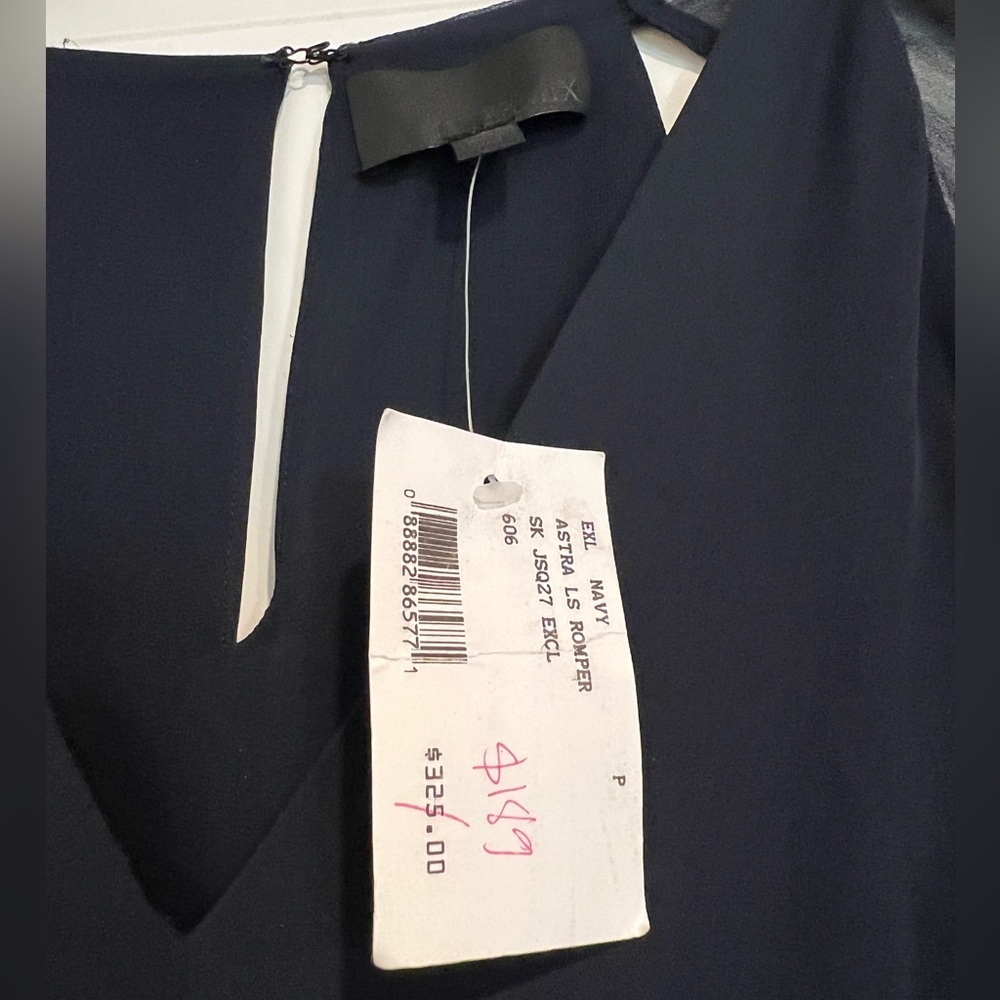 Navy Astra Cut Out Romper. NWT Size XS. - Picture 5 of 5